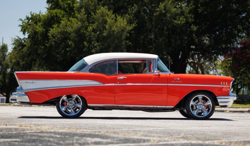 
								1957 Chevrolet Bel Air 150 210 LS Custom Restomod full									