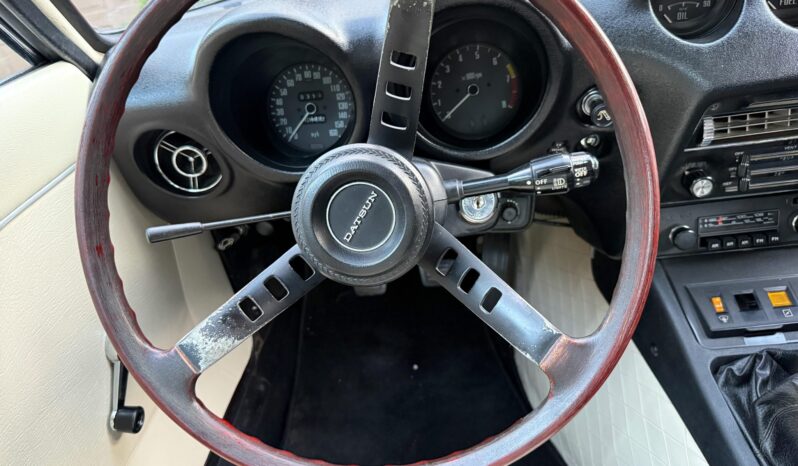 
								1972 Datsun 240Z full									