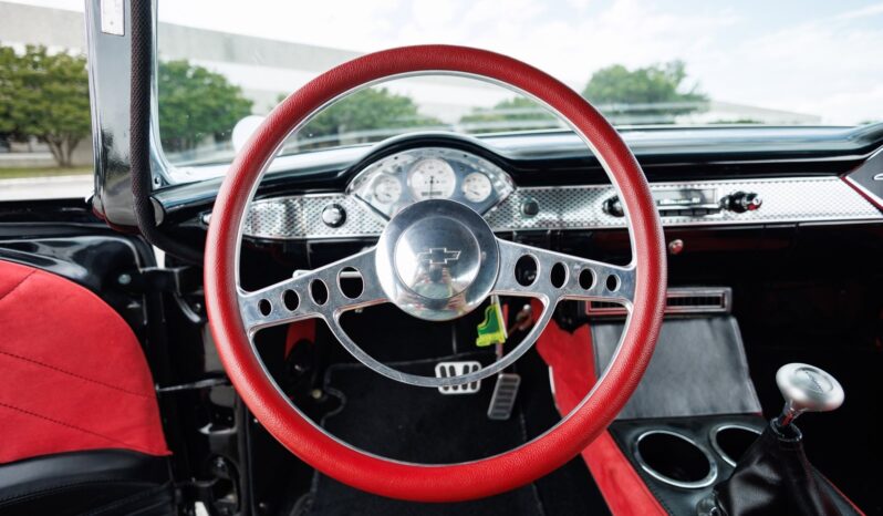 
								1956 Chevrolet Custom Restomod full									