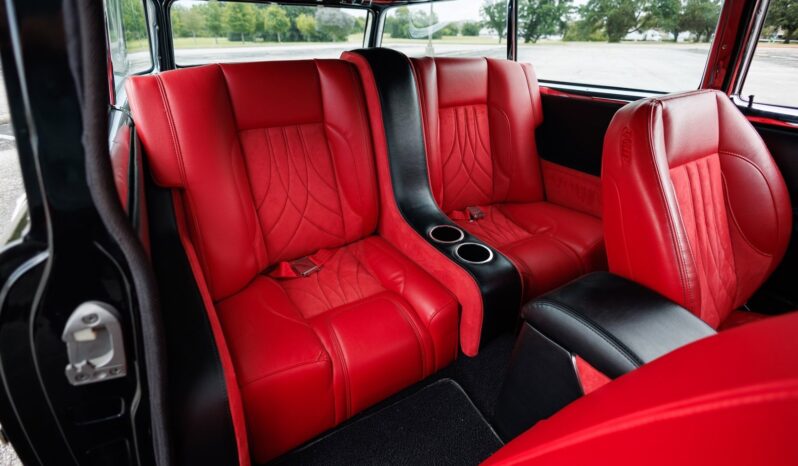 
								1956 Chevrolet Custom Restomod full									