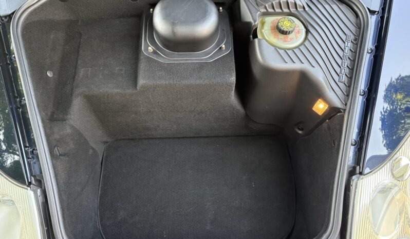 
								2004 Porsche 911 Carrera 4S Coupe 6-Speed full									