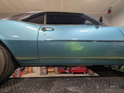 
										1968 Chevrolet Camaro 5-Speed full									