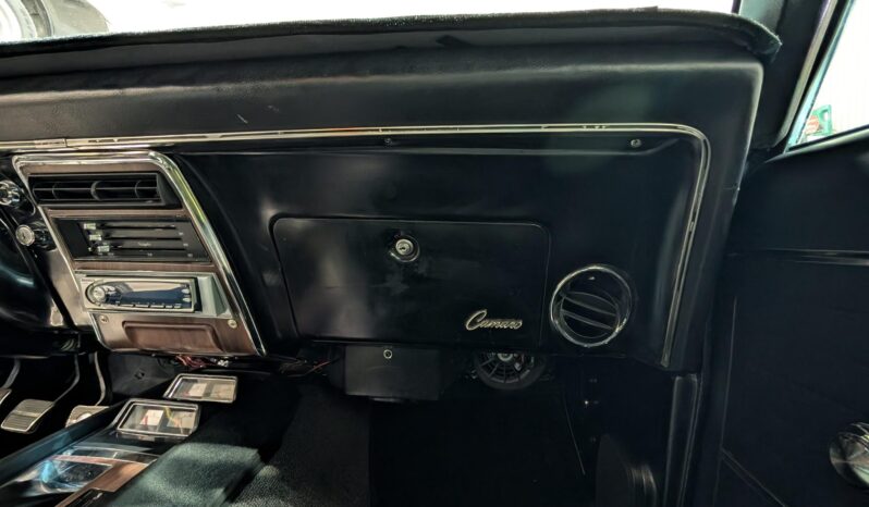 
								1968 Chevrolet Camaro 5-Speed full									