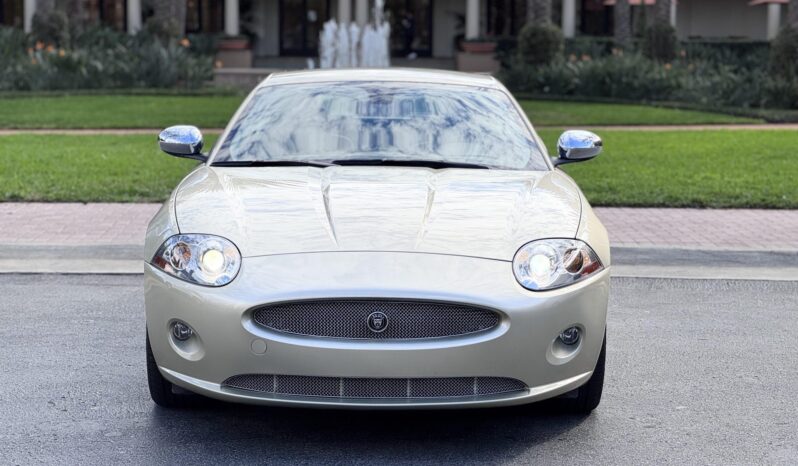 
								2007 Jaguar XK Coupe full									
