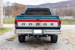 
										1993 Dodge Power Ram W150 4×4 full									