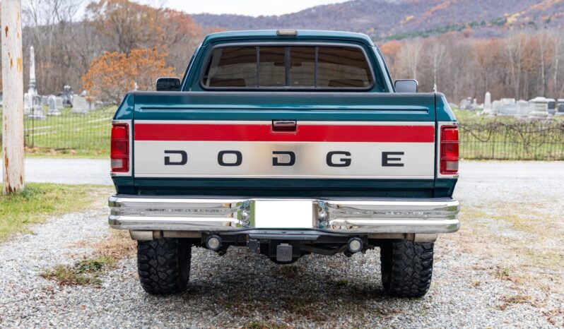 
								1993 Dodge Power Ram W150 4×4 full									