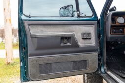 
										1993 Dodge Power Ram W150 4×4 full									