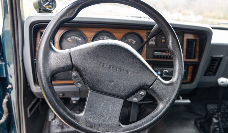 
								1993 Dodge Power Ram W150 4×4 full									