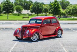 
										1937 Ford Custom Slantback Restomod full									