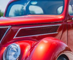 
										1937 Ford Custom Slantback Restomod full									