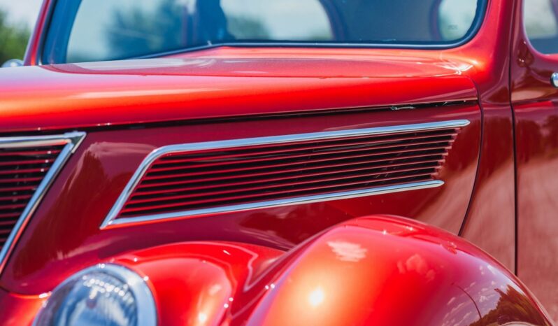 
								1937 Ford Custom Slantback Restomod full									