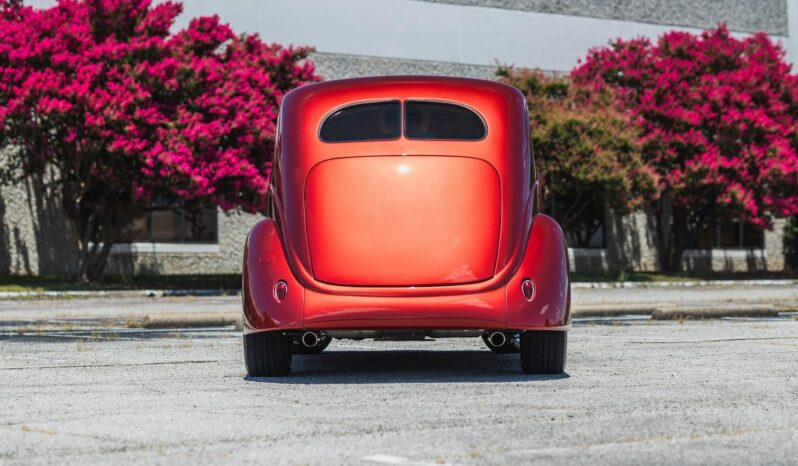 
								1937 Ford Custom Slantback Restomod full									