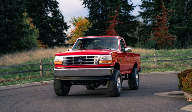 
								1995 Ford F-150 XL 4×4 5-Speed full									