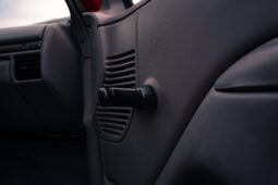 
										1995 Ford F-150 XL 4×4 5-Speed full									