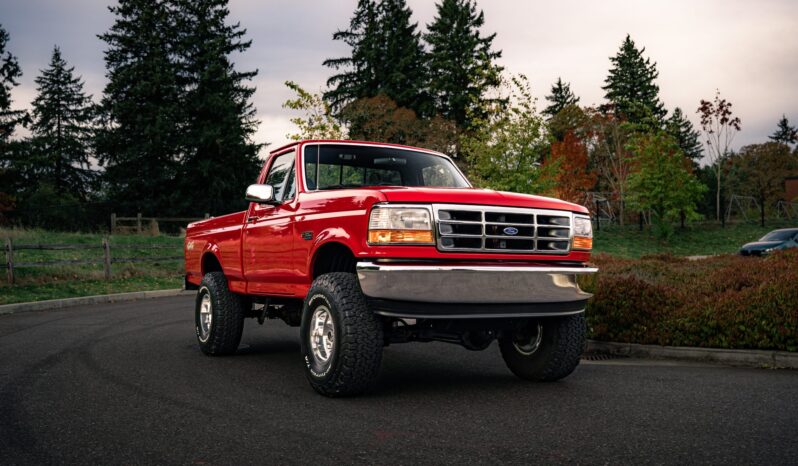 
								1995 Ford F-150 XL 4×4 5-Speed full									
