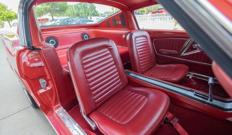 
								1965 Ford Mustang Fastback C Code full									