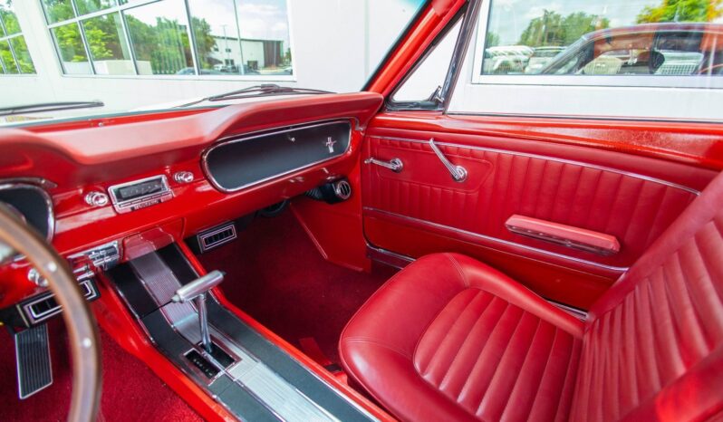 
								1965 Ford Mustang Fastback C Code full									