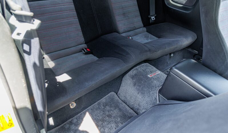 
								1995 Nissan Skyline GT-R full									