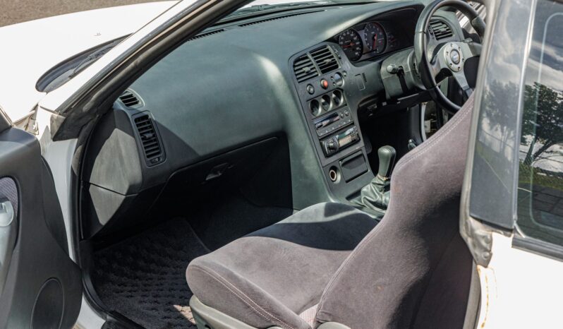 
								1995 Nissan Skyline GT-R full									