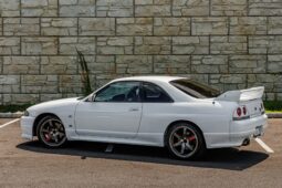 
										1995 Nissan Skyline GT-R full									
