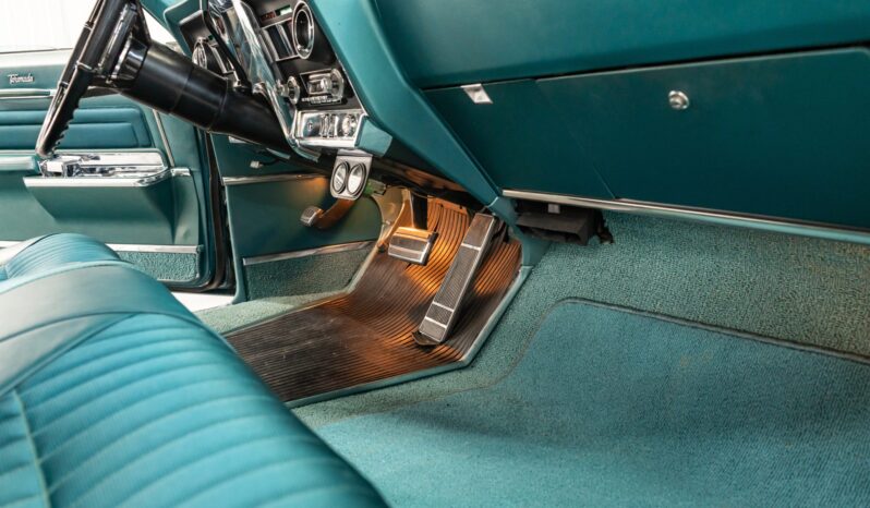 
								1966 Oldsmobile Toronado Deluxe full									