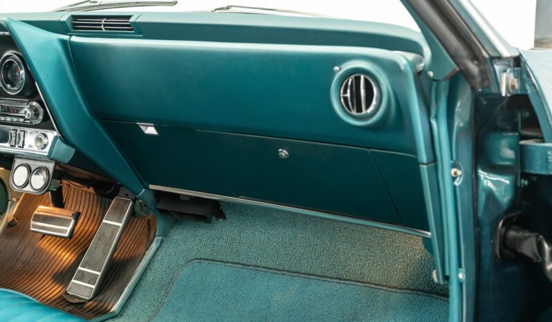 
								1966 Oldsmobile Toronado Deluxe full									