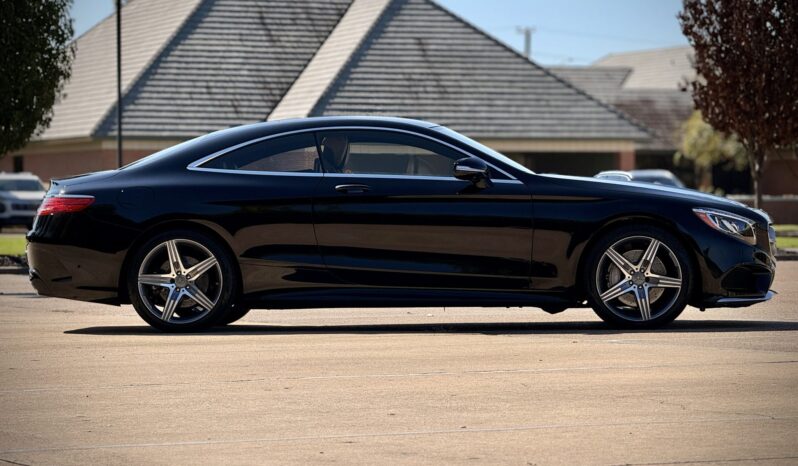 
								2017 Mercedes-Benz S550 Coupe 4MATIC full									