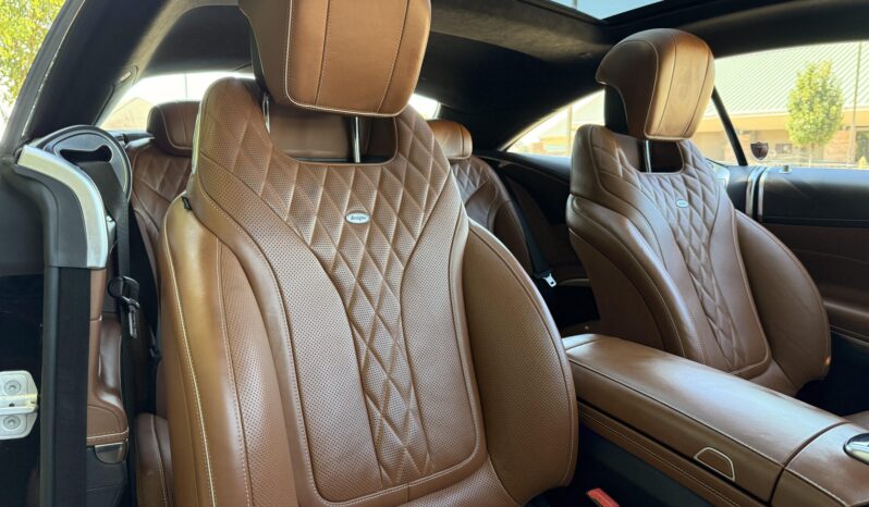 
								2017 Mercedes-Benz S550 Coupe 4MATIC full									