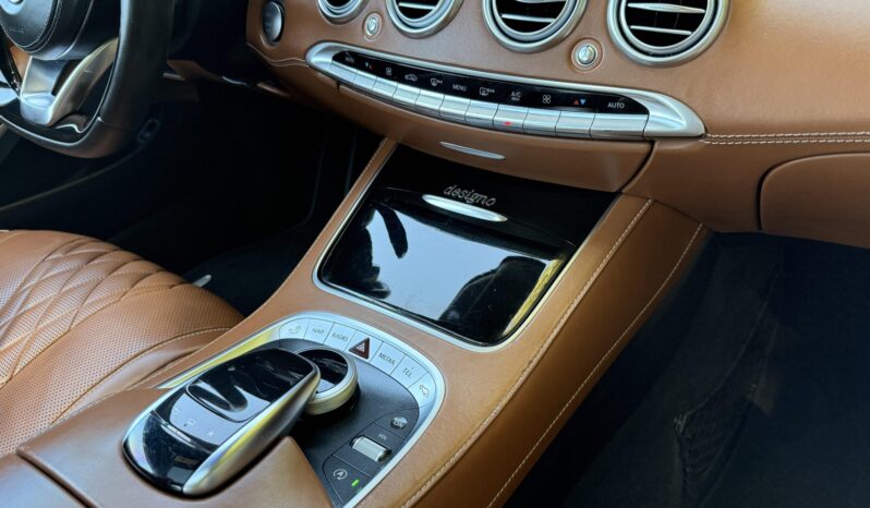 
								2017 Mercedes-Benz S550 Coupe 4MATIC full									