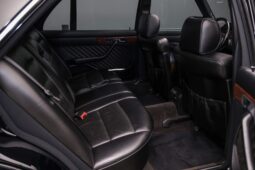 
										1989 Mercedes-Benz 560SEL full									