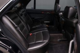 
										1989 Mercedes-Benz 560SEL full									