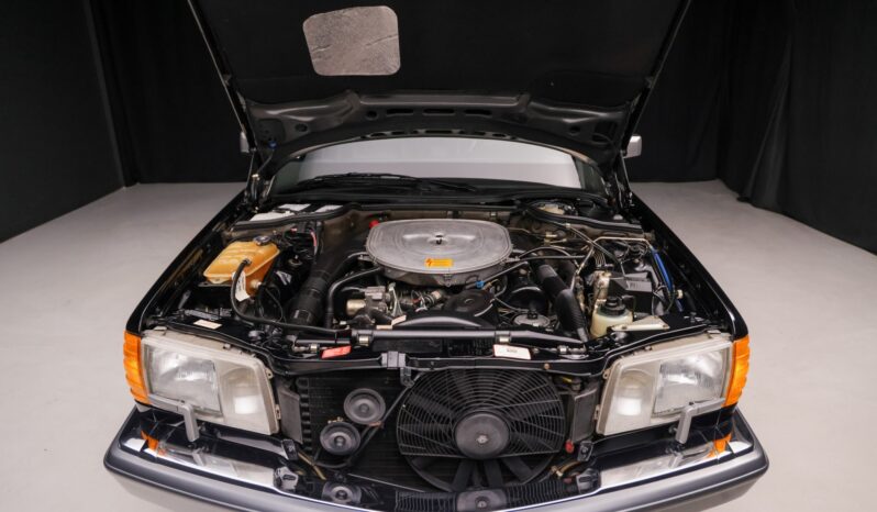 
								1989 Mercedes-Benz 560SEL full									