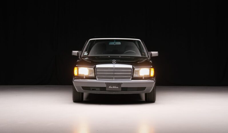 
								1989 Mercedes-Benz 560SEL full									