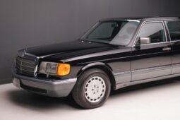 
										1989 Mercedes-Benz 560SEL full									