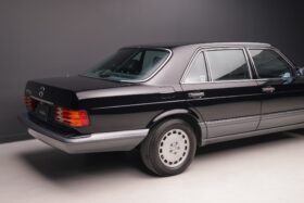 1989 Mercedes-Benz 560SEL