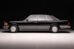 
										1989 Mercedes-Benz 560SEL full									