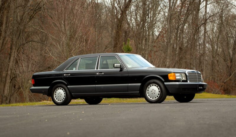 1989 Mercedes-Benz 560SEL 1