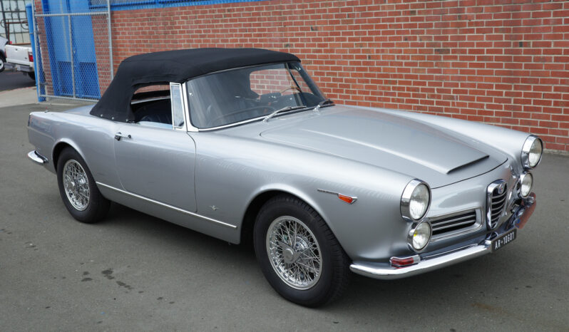 
								1964 Alfa Romeo 2600 Spider full									