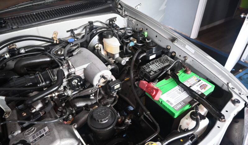 
								2001 Toyota Tacoma SR5 Xtracab 4×4 full									