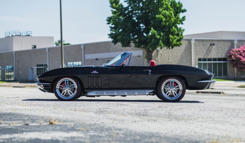 
								1965 Chevrolet Corvette 396 Custom Restomod full									