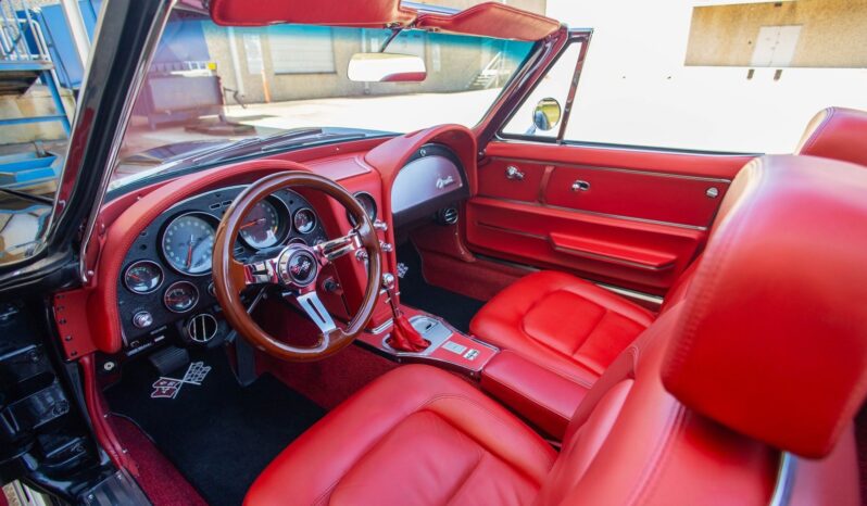 
								1965 Chevrolet Corvette 396 Custom Restomod full									