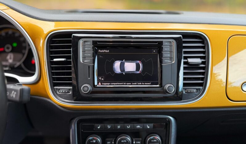 
								2017 Volkswagen Beetle Dune full									