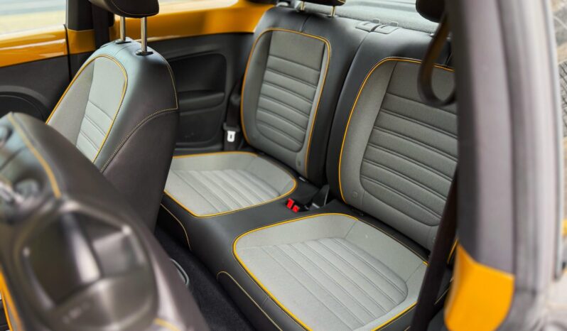 
								2017 Volkswagen Beetle Dune full									