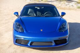 
										2018 Porsche 718 Boxster S 6-Speed full									