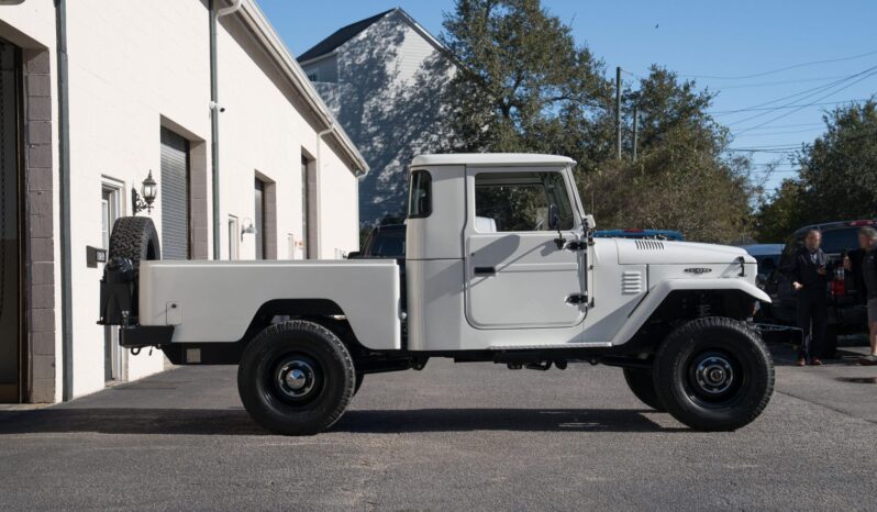 
								1967 Toyota Land Cruiser ICON FJ45 Pickup 5-Speed full									