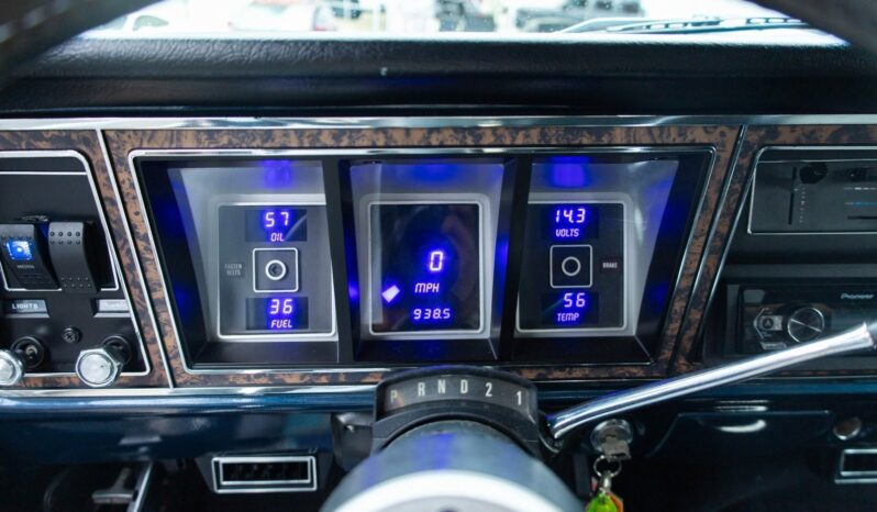 
								1978 Ford Bronco Free Wheeling 7.3L Godzilla full									