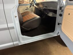 
										1971 Ford F-250 Custom Crew Cab 4×4 4-Speed full									