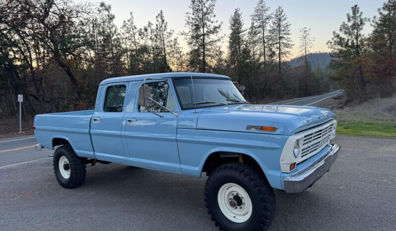 
								1971 Ford F-250 Custom Crew Cab 4×4 4-Speed full									