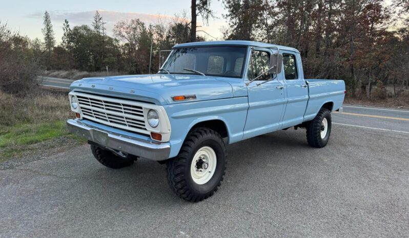 
								1971 Ford F-250 Custom Crew Cab 4×4 4-Speed full									