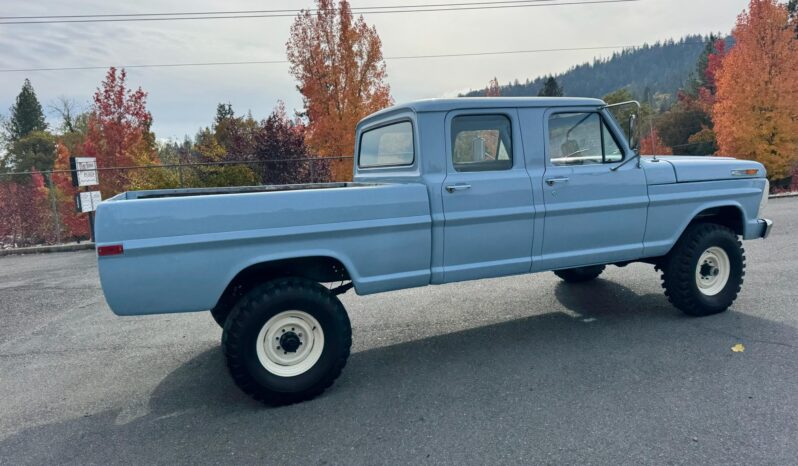
								1971 Ford F-250 Custom Crew Cab 4×4 4-Speed full									
